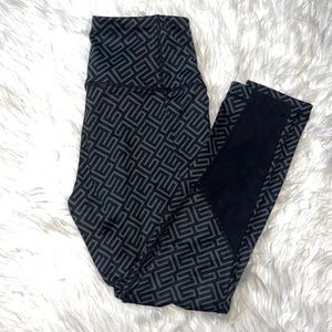 GGblue Capri Leggings